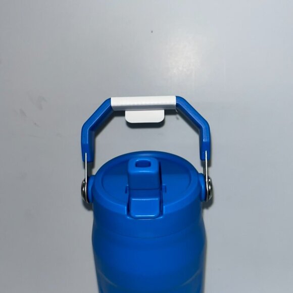 Stanley 24oz IceFlow Aerolight Stainless Steel Water Bottle with Flip Straw 2.0 - Picture 4 of 8